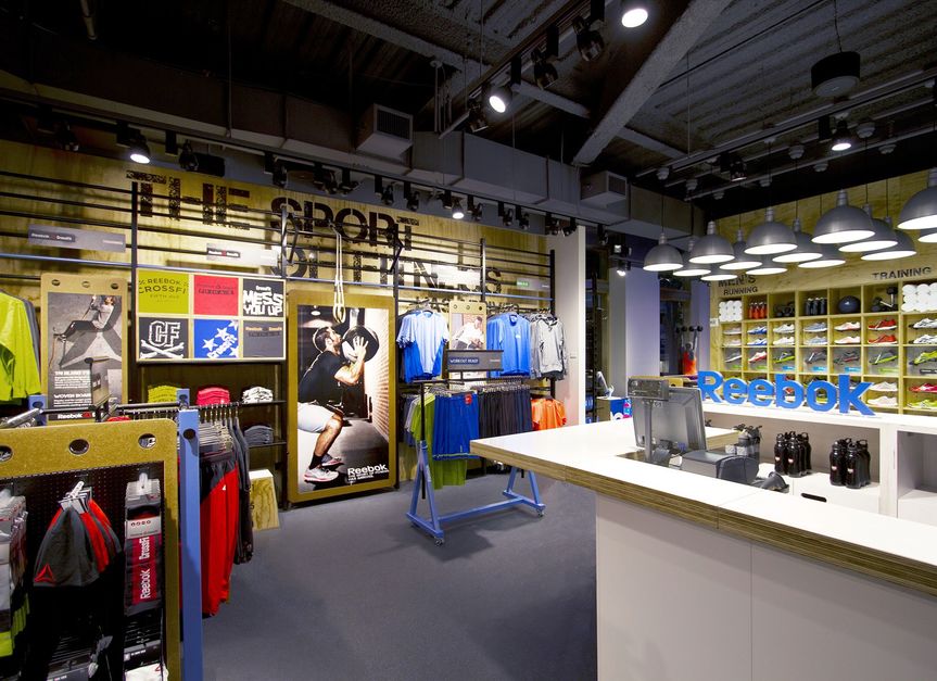 LSN Big : Retail Reebok's Fit Hub, CrossFit gym and store hybrid