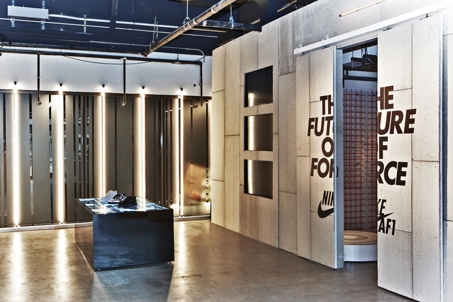 LSN : : Sole Nike pop-up store is to the point