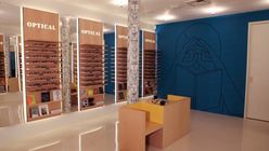 New Warby Parker store pops up in Los Angeles