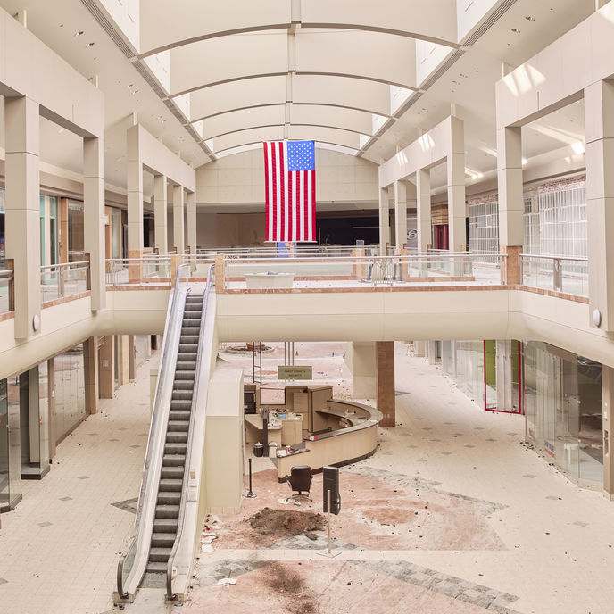 Auctioning Off A Dead Mall by Jesse Rieser for The New York Times, US, 2020
