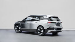CES 2022: BMW transforms the car into a chameleon