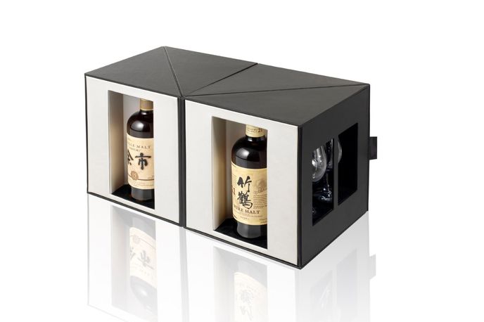 Nikka whisky box
