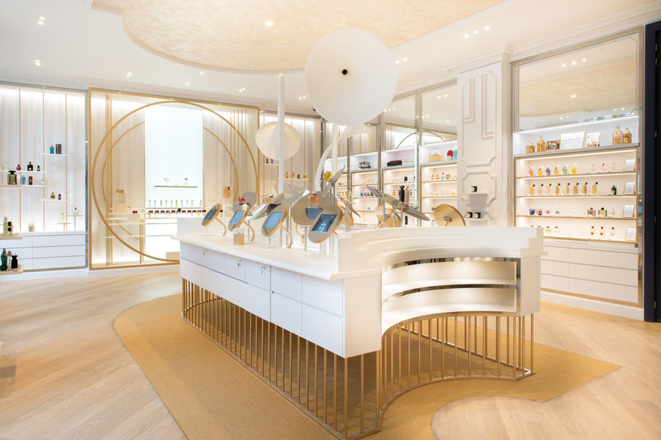 Mengintip Koleksi Grand Musée du Parfum, Bisa Coba Parfum Gratis Termahal Di Dunia, Mau?