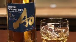 This world whisky highlights transparency 