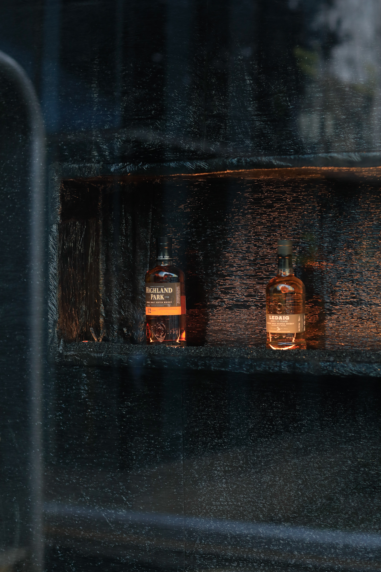 Lsn News A Hangzhou Suburb Gets A Futuristic Whisky Bar