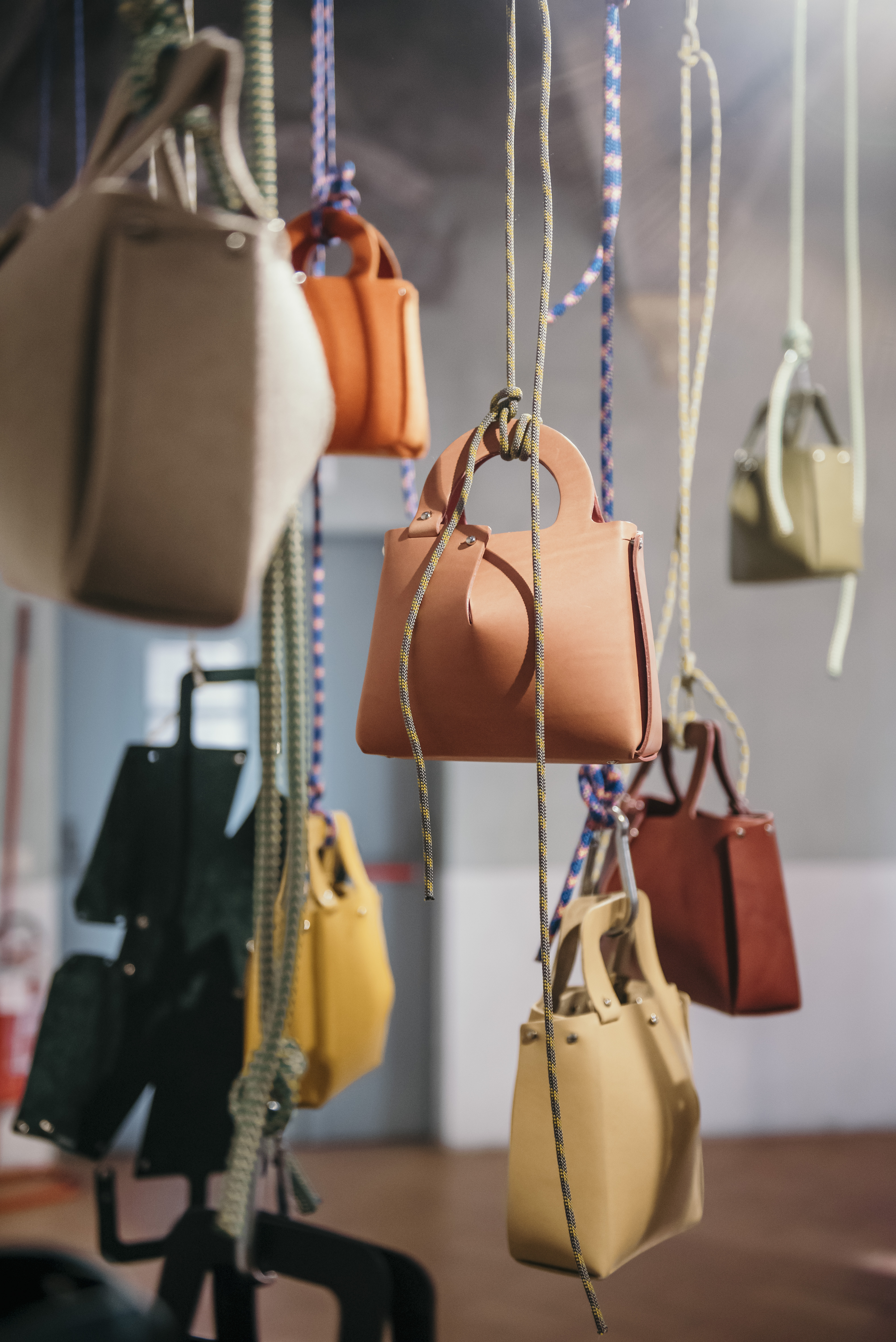 Up To You hands flatpack luxury bags to consumers